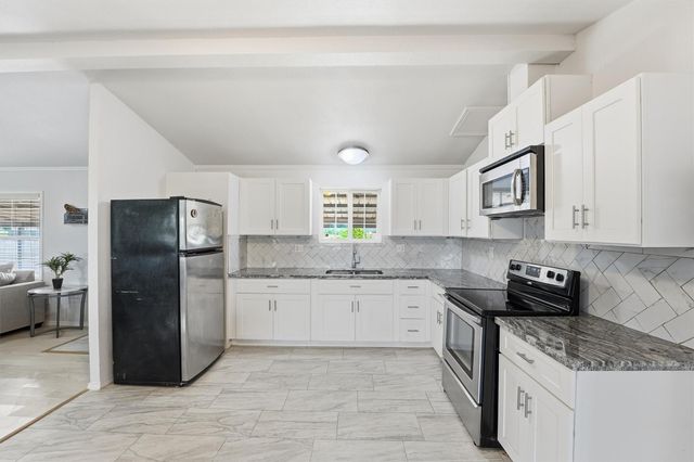1114 Road 5601, Cleveland, TX 77327