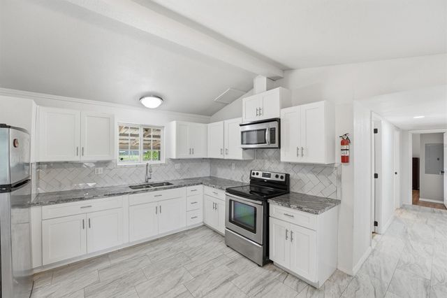 1114 Road 5601, Cleveland, TX 77327