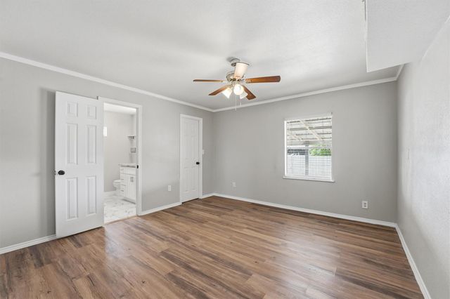 1114 Road 5601, Cleveland, TX 77327