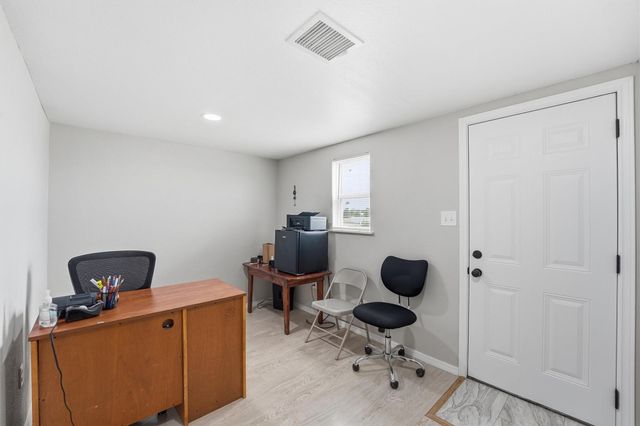 1114 Road 5601, Cleveland, TX 77327