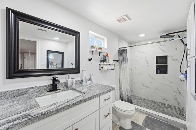 1114 Road 5601, Cleveland, TX 77327
