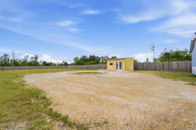 1114 Road 5601, Cleveland, TX 77327