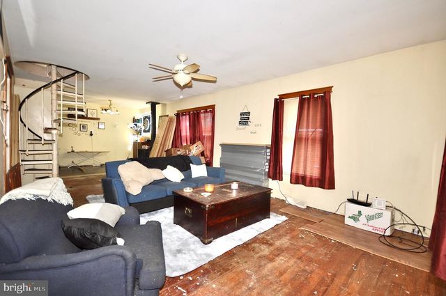 433 WALNUT AVE, Feasterville-trevose, PA 19053