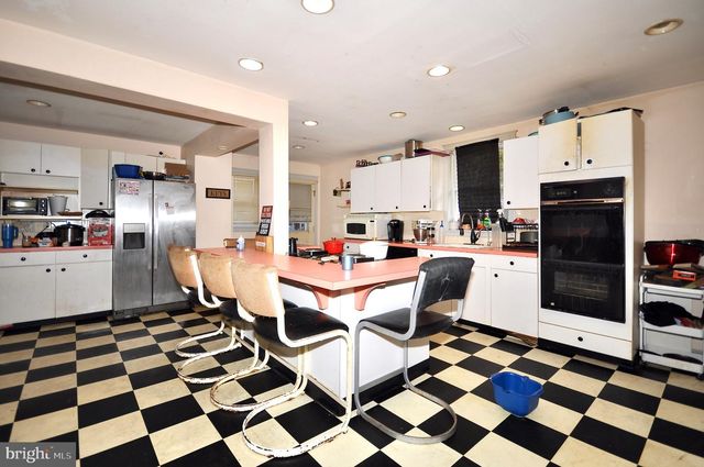 433 WALNUT AVE, Feasterville-trevose, PA 19053