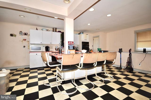 433 WALNUT AVE, Feasterville-trevose, PA 19053