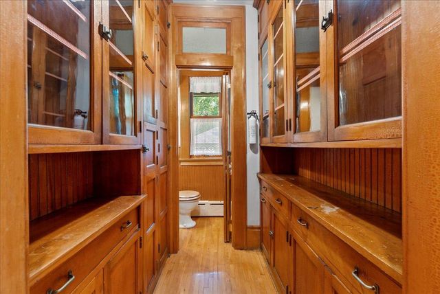 887 Ashland Avenue, Saint Paul, MN 55104