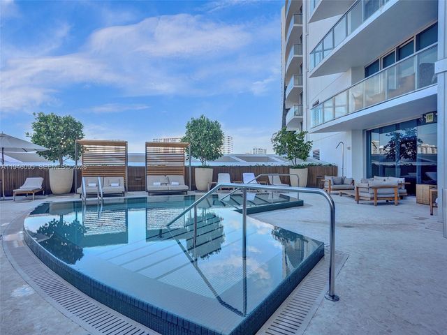 17001 Collins Ave 4102, Sunny Isles Beach, FL 33160