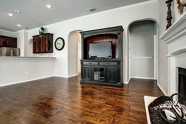 8928 Manana Street, Fort Worth, TX 76244