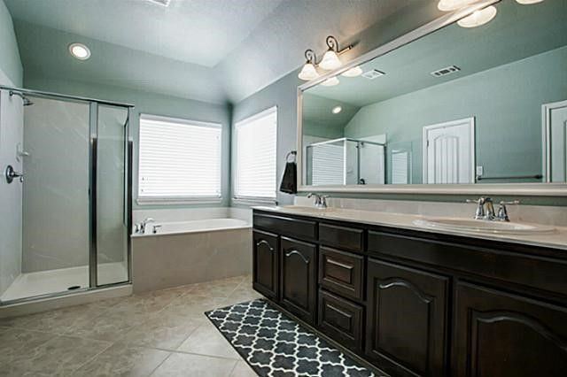 8928 Manana Street, Fort Worth, TX 76244