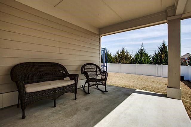 8928 Manana Street, Fort Worth, TX 76244