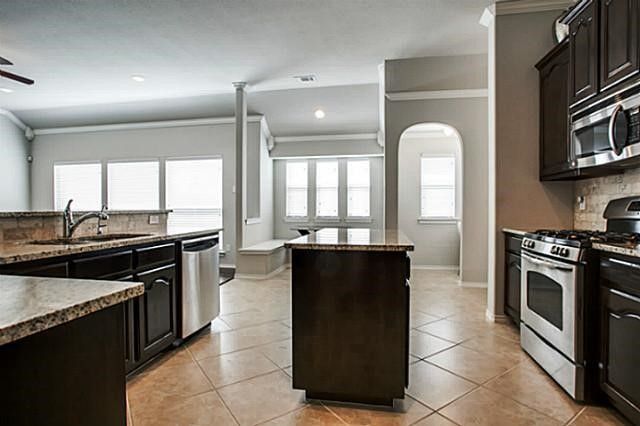 8928 Manana Street, Fort Worth, TX 76244