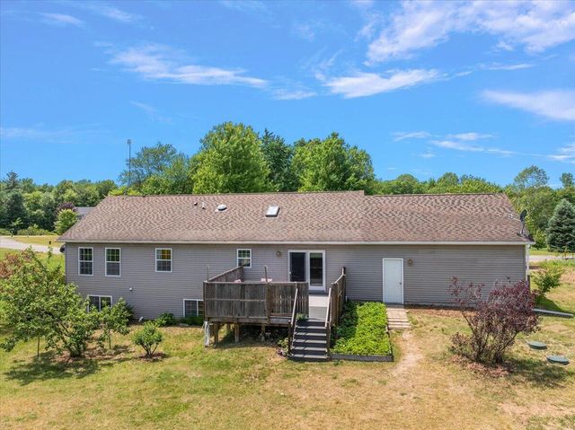 2171 Walking Horse Lane, Allegan, MI 49010