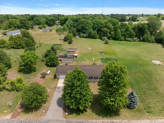 2171 Walking Horse Lane, Allegan, MI 49010