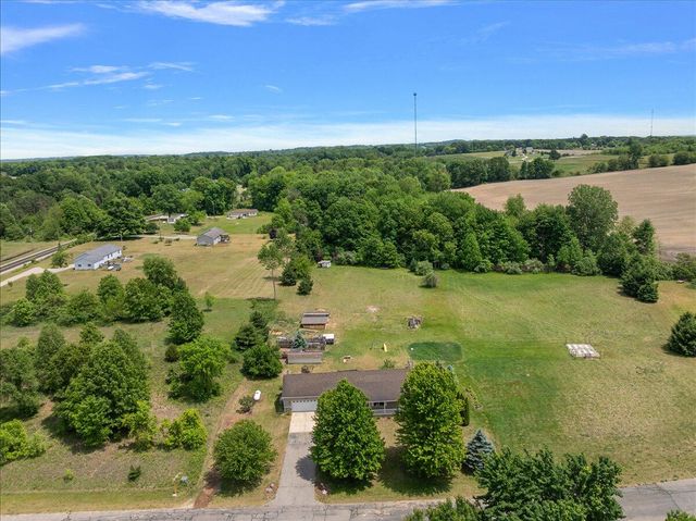 2171 Walking Horse Lane, Allegan, MI 49010