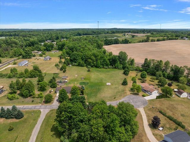 2171 Walking Horse Lane, Allegan, MI 49010