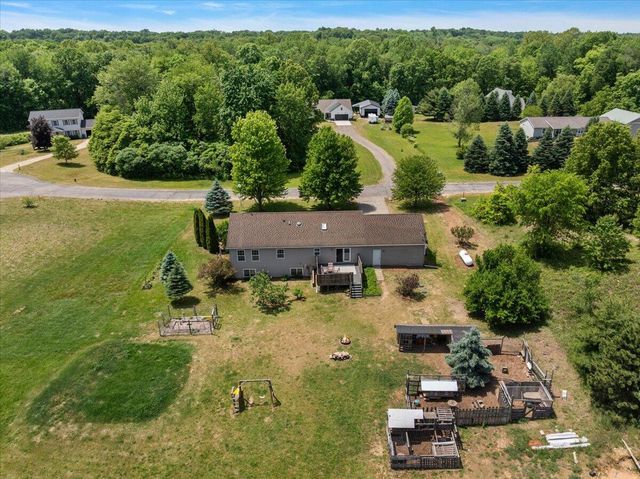 2171 Walking Horse Lane, Allegan, MI 49010