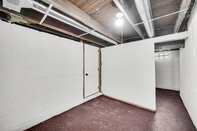 734 E 41st Avenue, Gary, IN 46409