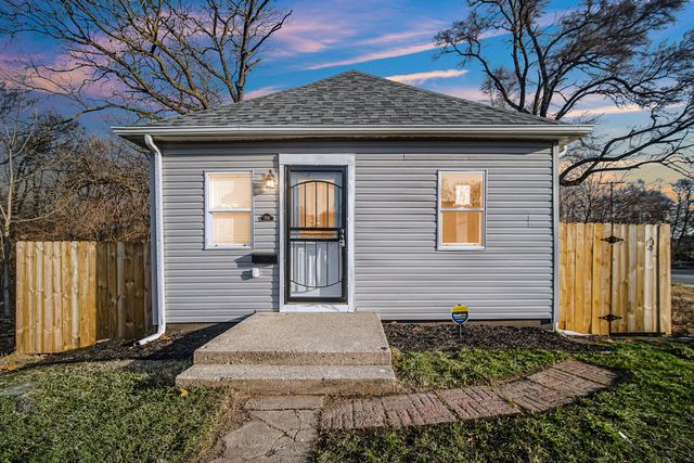 734 E 41st Avenue, Gary, IN 46409