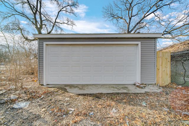 734 E 41st Avenue, Gary, IN 46409