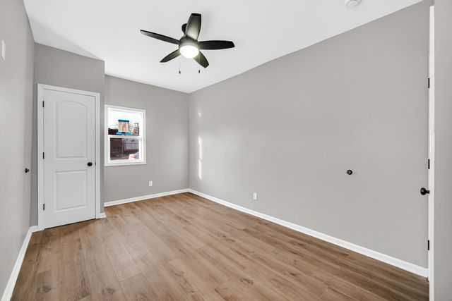 734 E 41st Avenue, Gary, IN 46409