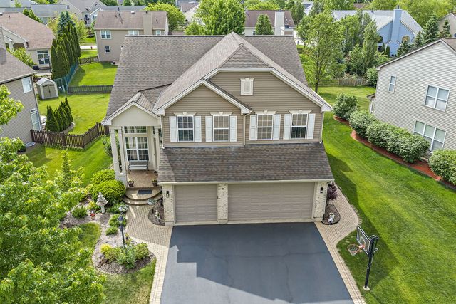 1961 Broadsmore Drive, Algonquin, IL 60102