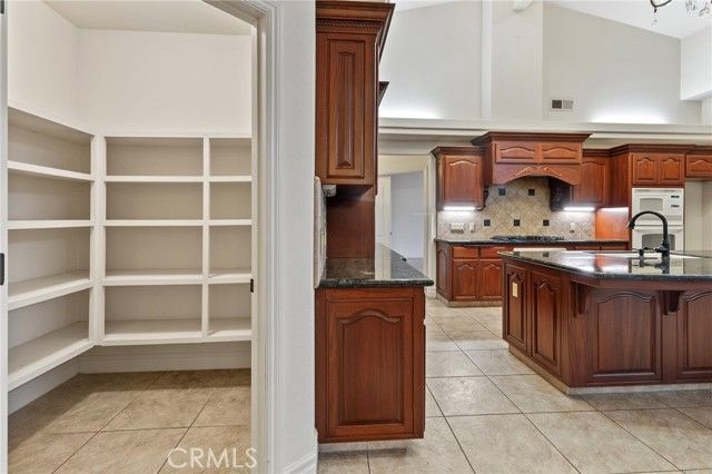 3255 Hollow, Madera, CA 93637