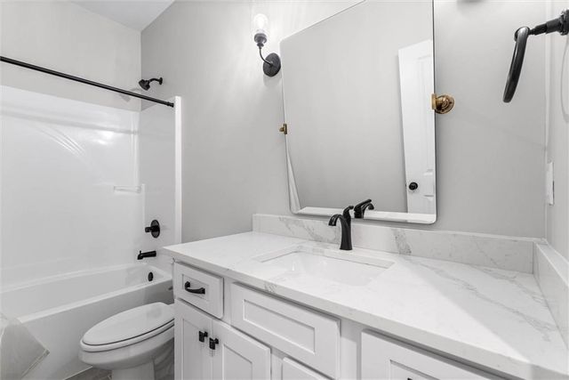 556 Shady Oak Drive, Mobile, AL 36608