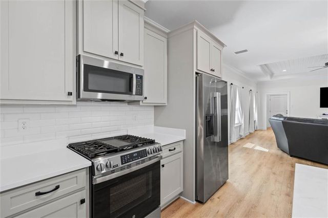 556 Shady Oak Drive, Mobile, AL 36608