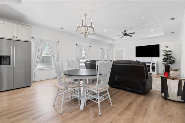 556 Shady Oak Drive, Mobile, AL 36608