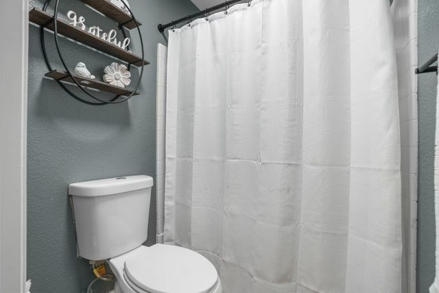 5125 Amaro Way, Salida, CA 95368