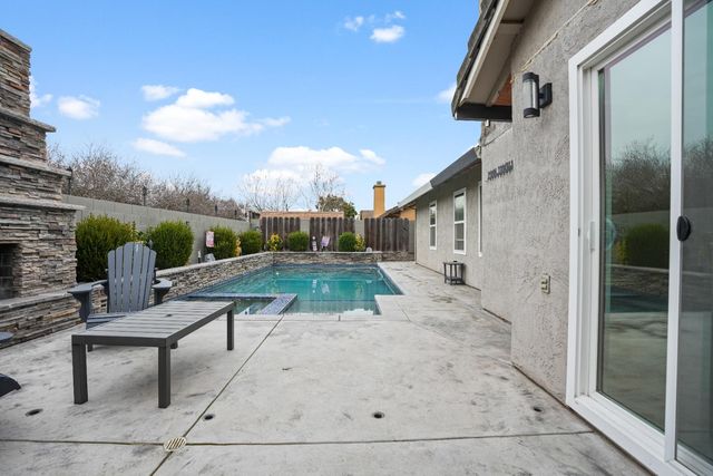 5125 Amaro Way, Salida, CA 95368