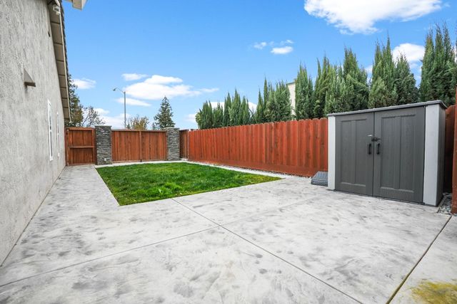 5125 Amaro Way, Salida, CA 95368