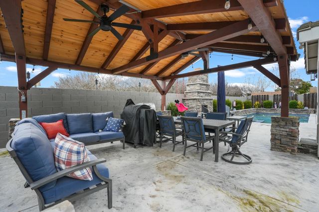 5125 Amaro Way, Salida, CA 95368