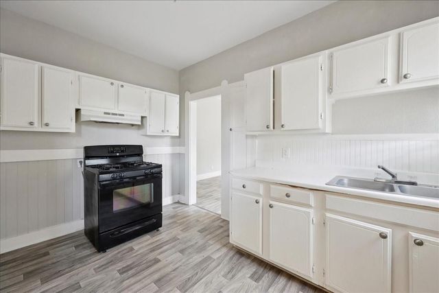 2370 Orange Street, Beaumont, TX 77701