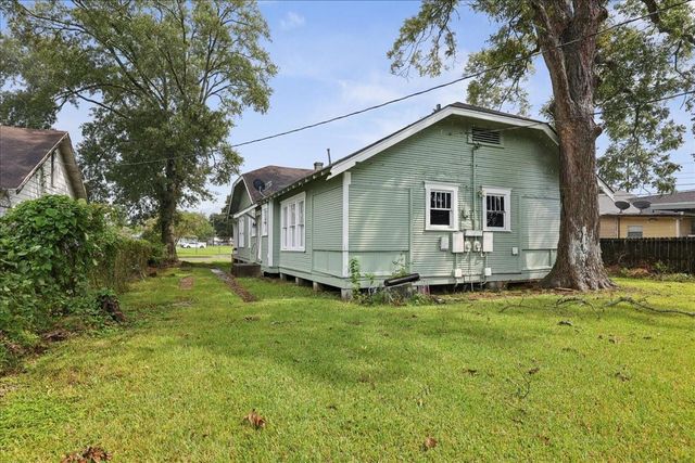 2370 Orange Street, Beaumont, TX 77701