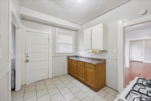 2370 Orange Street, Beaumont, TX 77701