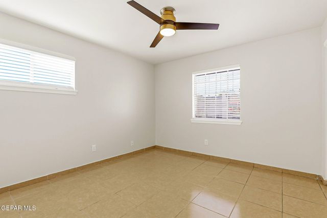 1415 MONTE NEGRO Drive, El Paso, TX 79935