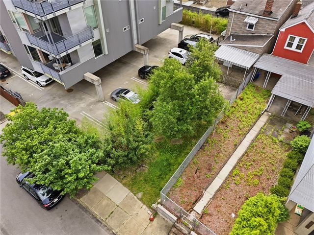 4824 Harrison St, Lawrenceville, PA 15201