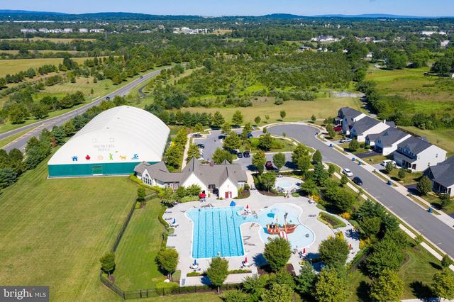 112 HEYFORD DR, Stephenson, VA 22656