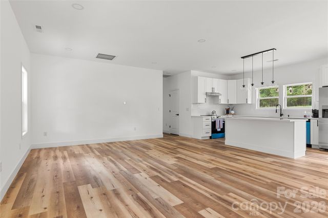 612 Hardin Road, Dallas, NC 28034