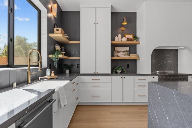 5548 Fetz Ln, Fair Oaks, CA 95628