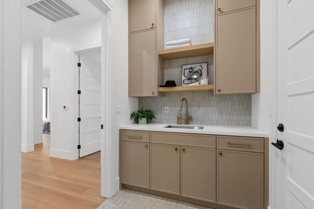 5548 Fetz Ln, Fair Oaks, CA 95628