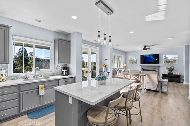 1294 Hollysprings, Santa Maria, CA 93455