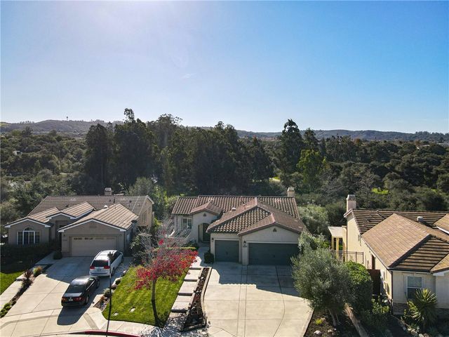 1294 Hollysprings, Santa Maria, CA 93455