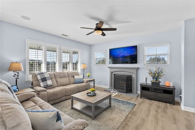 1294 Hollysprings, Santa Maria, CA 93455