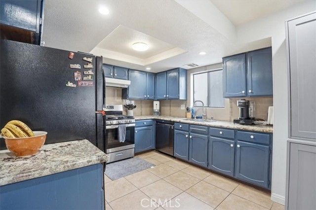 14325 Foothill 9, Sylmar (los Angeles), CA 91342