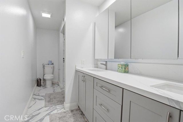 14325 Foothill 9, Sylmar (los Angeles), CA 91342