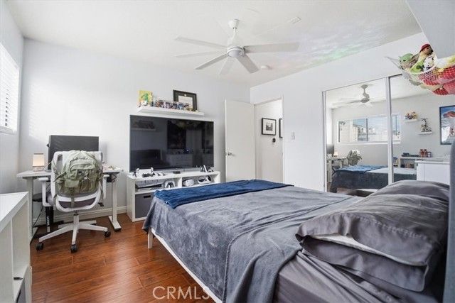 14325 Foothill 9, Sylmar (los Angeles), CA 91342