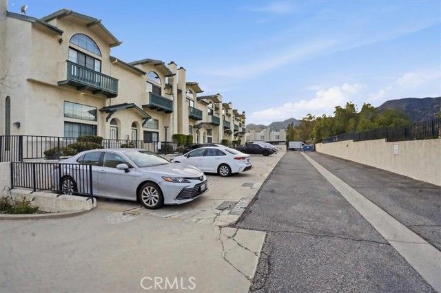 14325 Foothill 9, Sylmar (los Angeles), CA 91342