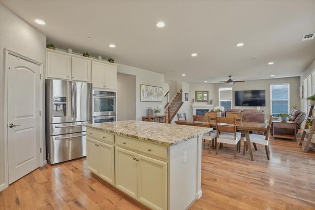 6409 Garland Way, Roseville, CA 95747